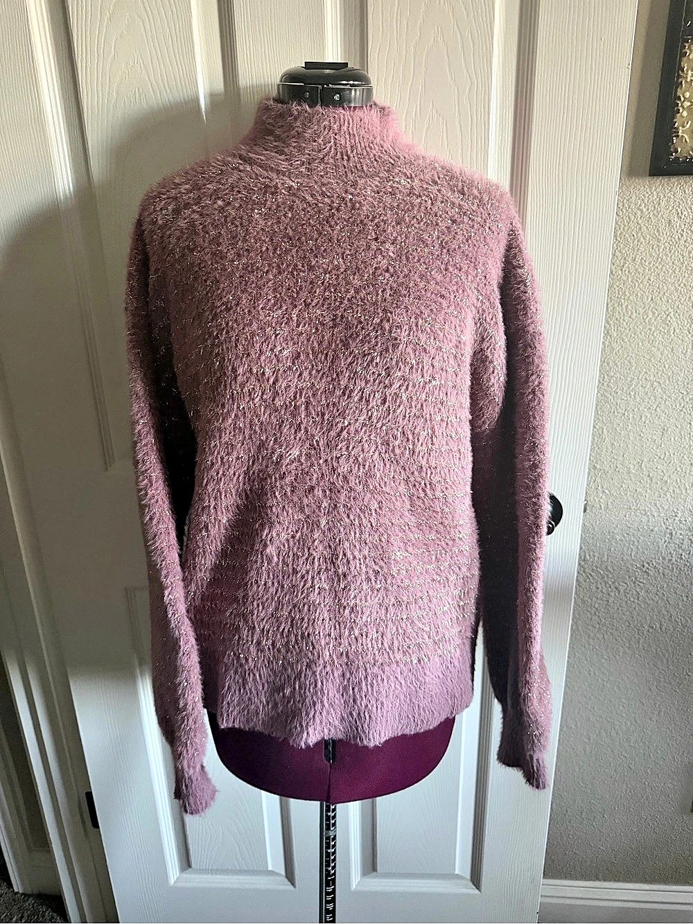 Liz Claiborne Fuzzy Turtleneck Sweater in Pink Size Large Like New